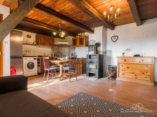 Tolna, zártkert, lakható tanya a Homokhegyen 5154 m2 telekkel