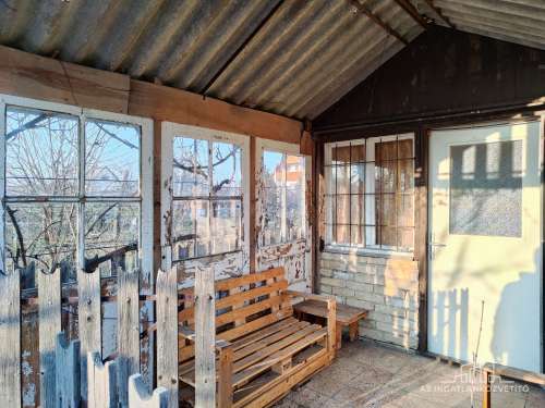 Tolna, zártkert, lakható tanya a Homokhegyen 5154 m2 telekkel