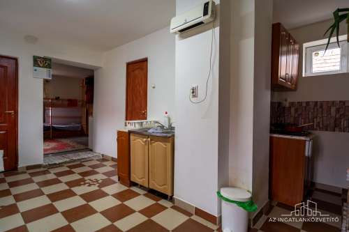 Simontornya, Dr. Kovács Nándor utca, felújított 2 szobás