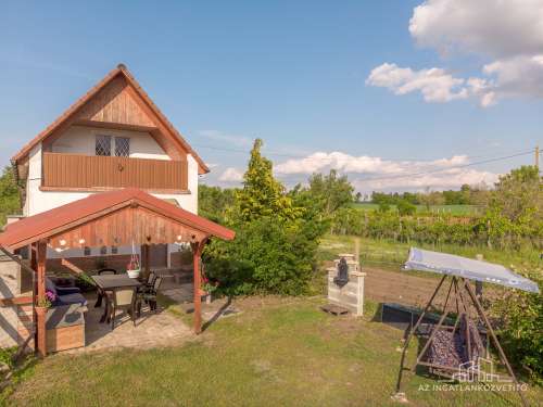 Tolna, Homokhegy, azonnal birtokba vehető 52 m2-es lakható tanya