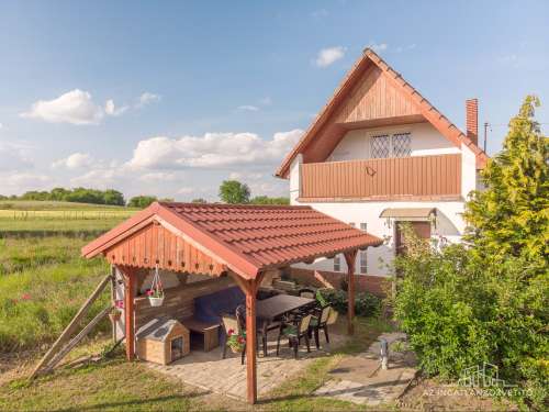 Tolna, Homokhegy, azonnal birtokba vehető 52 m2-es lakható tanya