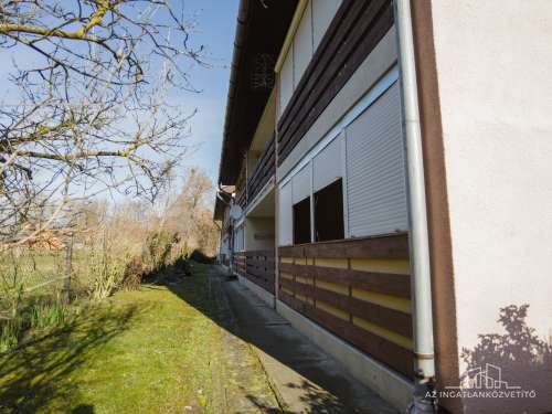 Földszinti, gázfűtéses lakás eladó Gunarasban!