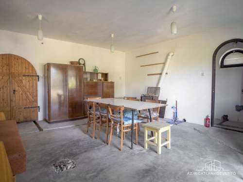 Szekszárd, Faluhely, azonnal birtokba vehető 66 m2-es tanya