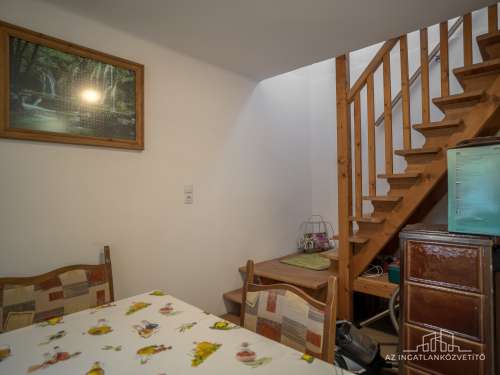 Szekszárd, Strázsa hegy, lakható 68 m2-es zátkerti tanya