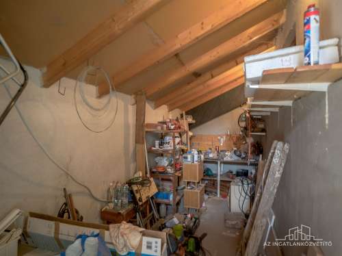 Szekszárd, Strázsa hegy, lakható 68 m2-es zátkerti tanya