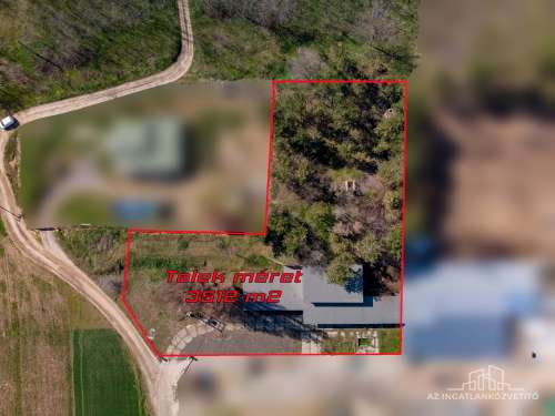 Tolna, 3512 m2 iparterületen 255 m2 földalatti pince, plusz 206 m2 kiszolgálóhelyiségek