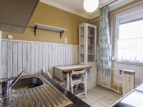 Kiadó Szekszárd, Béri B. Á. utc 27.sz. alatti, 4. emeleti lakás