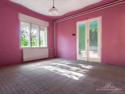 Bogyiszló, Kossuth utca, családi ház közel a holt-Dunához