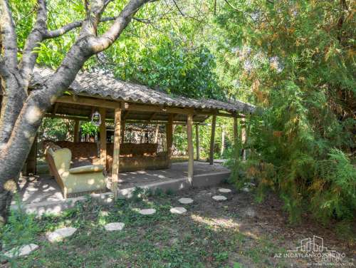 Bogyiszló, Kossuth utca, családi ház közel a holt-Dunához