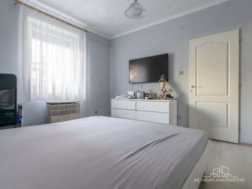 Szekszárd, Erkel F. u. 8. - földszinti 2 szobás, részben felújított lakás