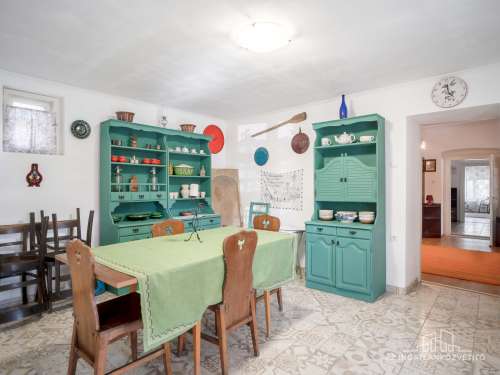 Mucsi, 3 szoba + nappalis - 130 m2-es családi ház