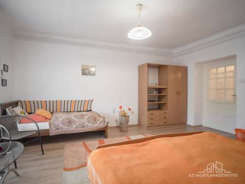 Mucsi, 3 szoba + nappalis - 130 m2-es családi ház