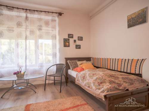 Mucsi, 3 szoba + nappalis - 130 m2-es családi ház