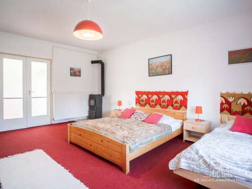 Mucsi, 3 szoba + nappalis - 130 m2-es családi ház