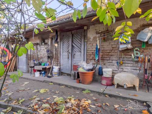 Tolna, Bercsényi utca, 100 m2-es családi ház