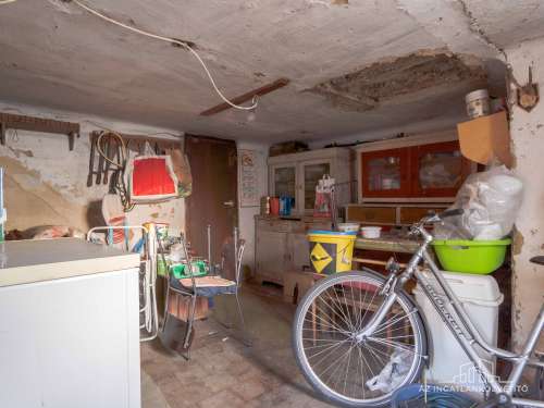 Tolna, Bercsényi utca, 100 m2-es családi ház