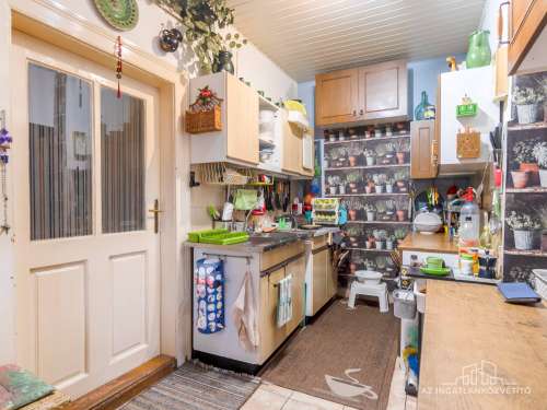 Tolna, Bercsényi utca, 100 m2-es családi ház