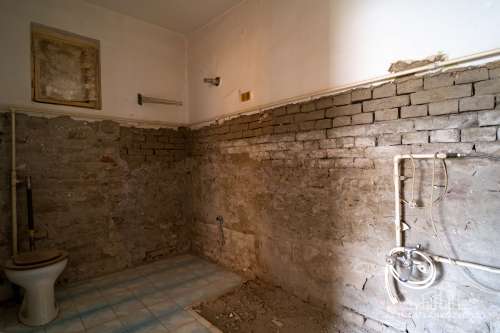 Fajsz, 70 m2-es felújítandó családi ház 1080 m2-es telken