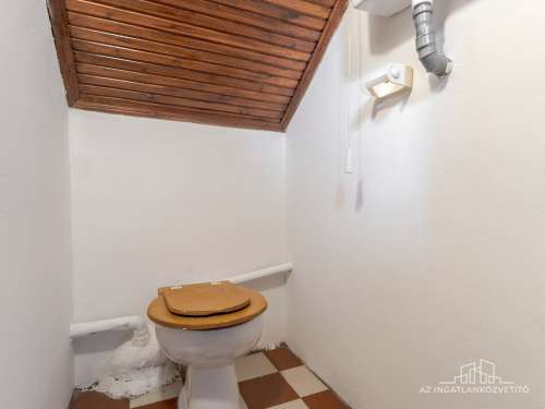 Szekszárd, Remete u. 68. - kiváló felújítási alap