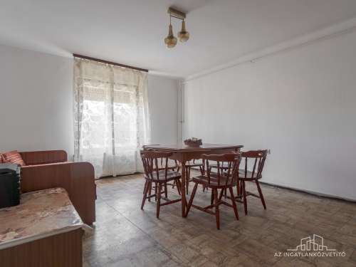 Szekszárd, Remete u. 68. - kiváló felújítási alap