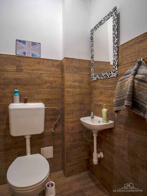 Szekszárd, Petőfi utca 110 m2-es családiház a városközpontban