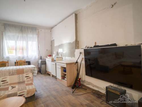 Szekszárd, Petőfi utca 110 m2-es családiház a városközpontban