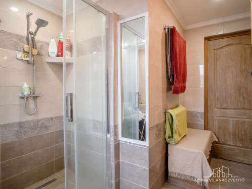 Szekszárd, Petőfi utca 110 m2-es családiház a városközpontban