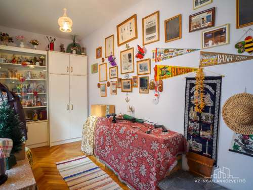 Tolna, Fém utca 3 szobás jó elrendezésű családi ház, jó helyen