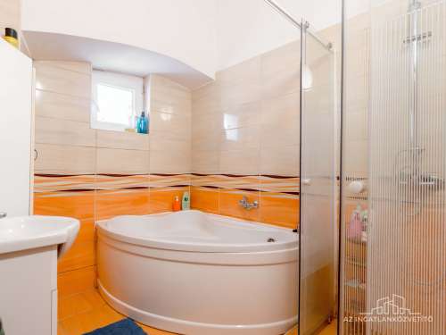 Tolna, Garay utca, 100 m2-es családi ház 5 percnyire a városközponttól