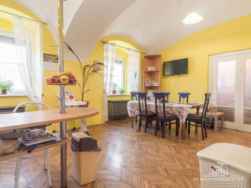 Tolna, Garay utca, 100 m2-es családi ház 5 percnyire a városközponttól