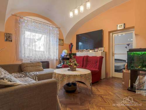 Tolna, Garay utca, 100 m2-es családi ház 5 percnyire a városközponttól