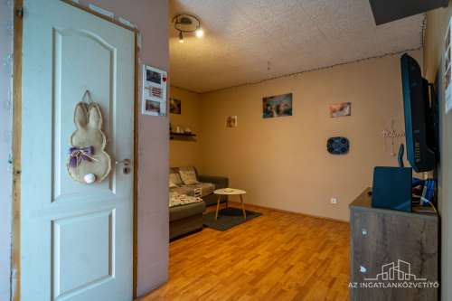 Tolna, Bajcsy-Zsilinszky utca 73, földszint 54 m2-es lakás