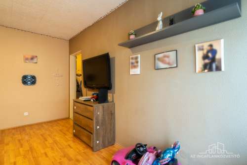 Tolna, Bajcsy-Zsilinszky utca 73, földszint 54 m2-es lakás