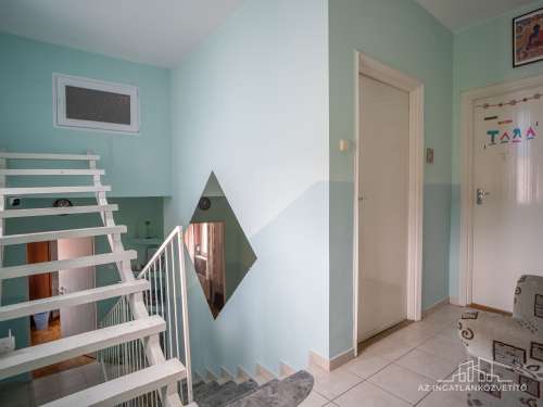 Szekszárd, Remete utca, 125 m2-es duplakomfortos sorház