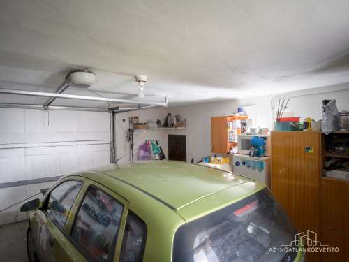 Szekszárd, Remete utca, 125 m2-es duplakomfortos sorház