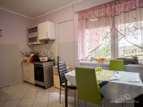 Szekszárd, Remete utca, 125 m2-es duplakomfortos sorház