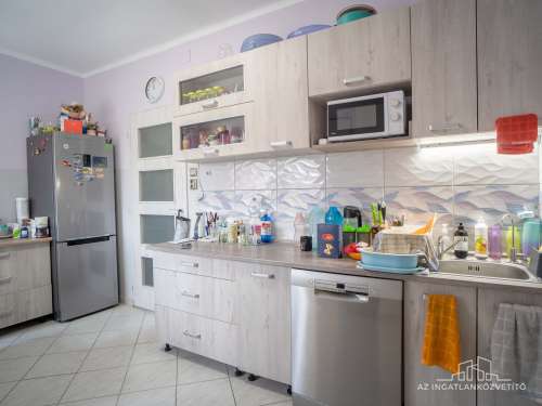 Szekszárd, Remete utca, 125 m2-es duplakomfortos sorház