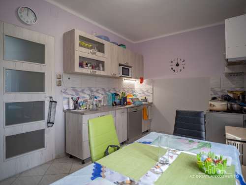 Szekszárd, Remete utca, 125 m2-es duplakomfortos sorház