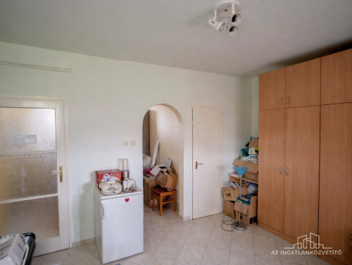 Szekszárd, Remete utca, 125 m2-es duplakomfortos sorház cserelehetőséggel!
