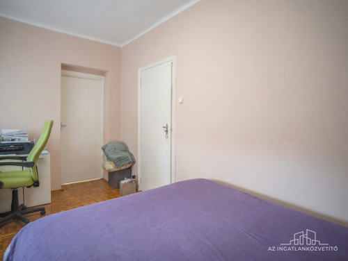 Szekszárd, Remete utca, 125 m2-es duplakomfortos sorház cserelehetőséggel!