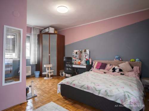 Szekszárd, Remete utca, 125 m2-es duplakomfortos sorház cserelehetőséggel!