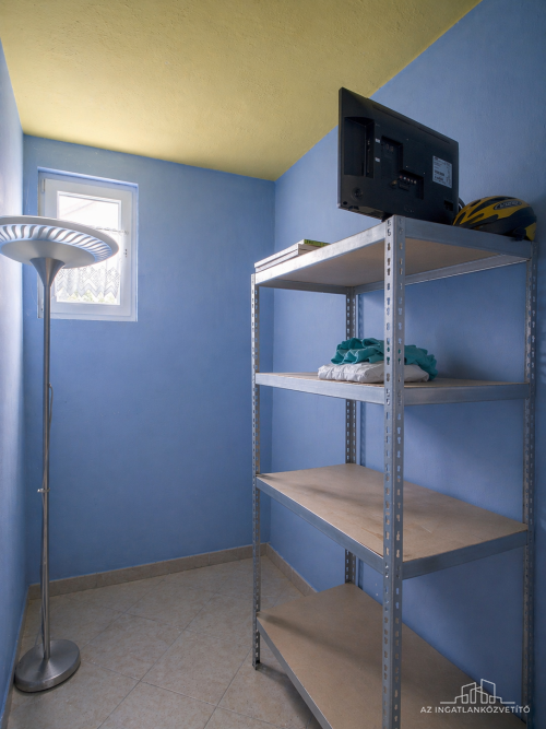 Szekszárd, Remete utca, 125 m2-es duplakomfortos sorház cserelehetőséggel!