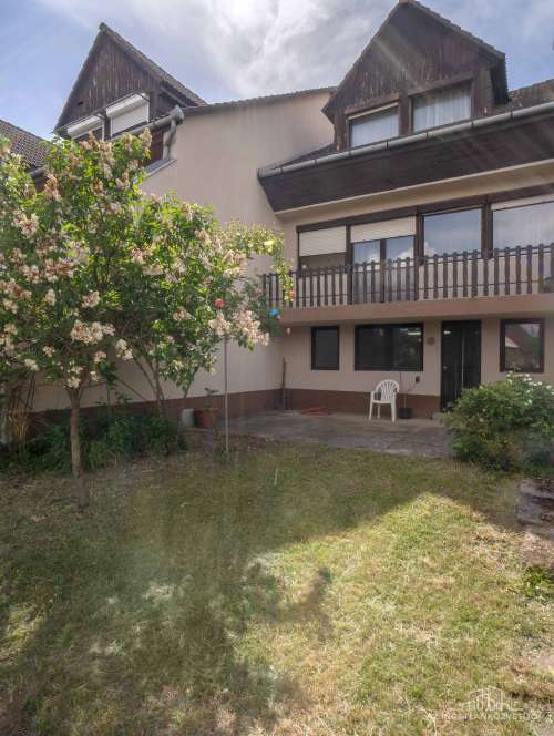 Paks, építők útja, 132 m2 (br 187 m2)-es lakás saját telekkel