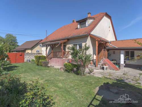 Fadd, Rákóczi utca, 4 szobás 126 m2-es családi ház