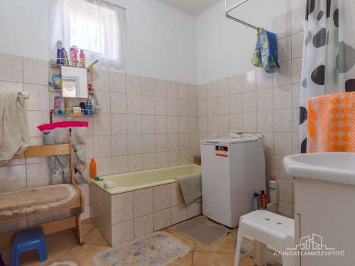 Fadd, Rákóczi utca, 4 szobás 126 m2-es családi ház