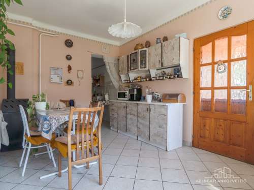 Fadd, Rákóczi utca, 4 szobás 126 m2-es családi ház