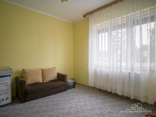 Györe, Petőfi utca, vidéki életérzés 2317 m2-en