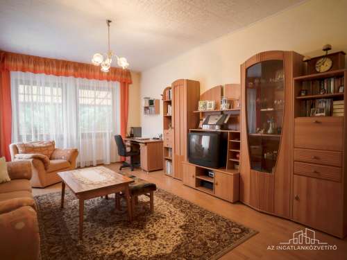 Györe, Petőfi utca, vidéki életérzés 2317 m2-en
