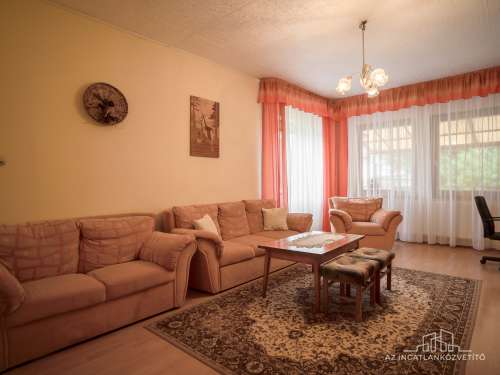 Györe, Petőfi utca, vidéki életérzés 2317 m2-en