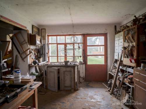 Györe, Petőfi utca, vidéki életérzés 2317 m2-en